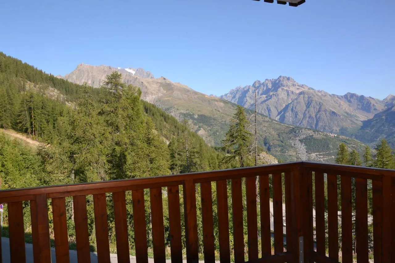 Les Gentianes 1800 Apartment Puy-Saint-Vincent 0*,  France